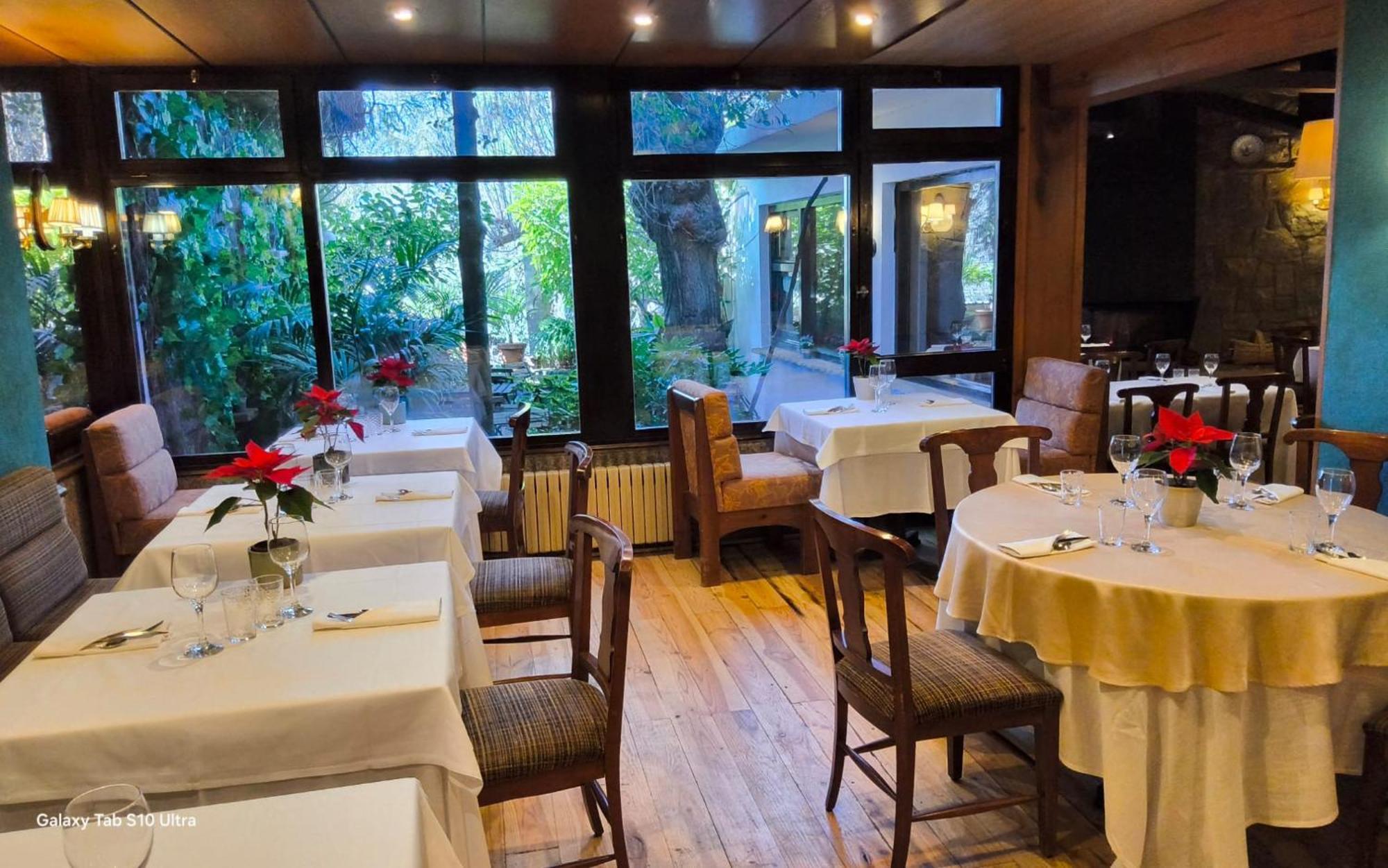 Fonda Ca La Manyana Guest House Sant Juliá de Vilatorta Екстериор снимка
